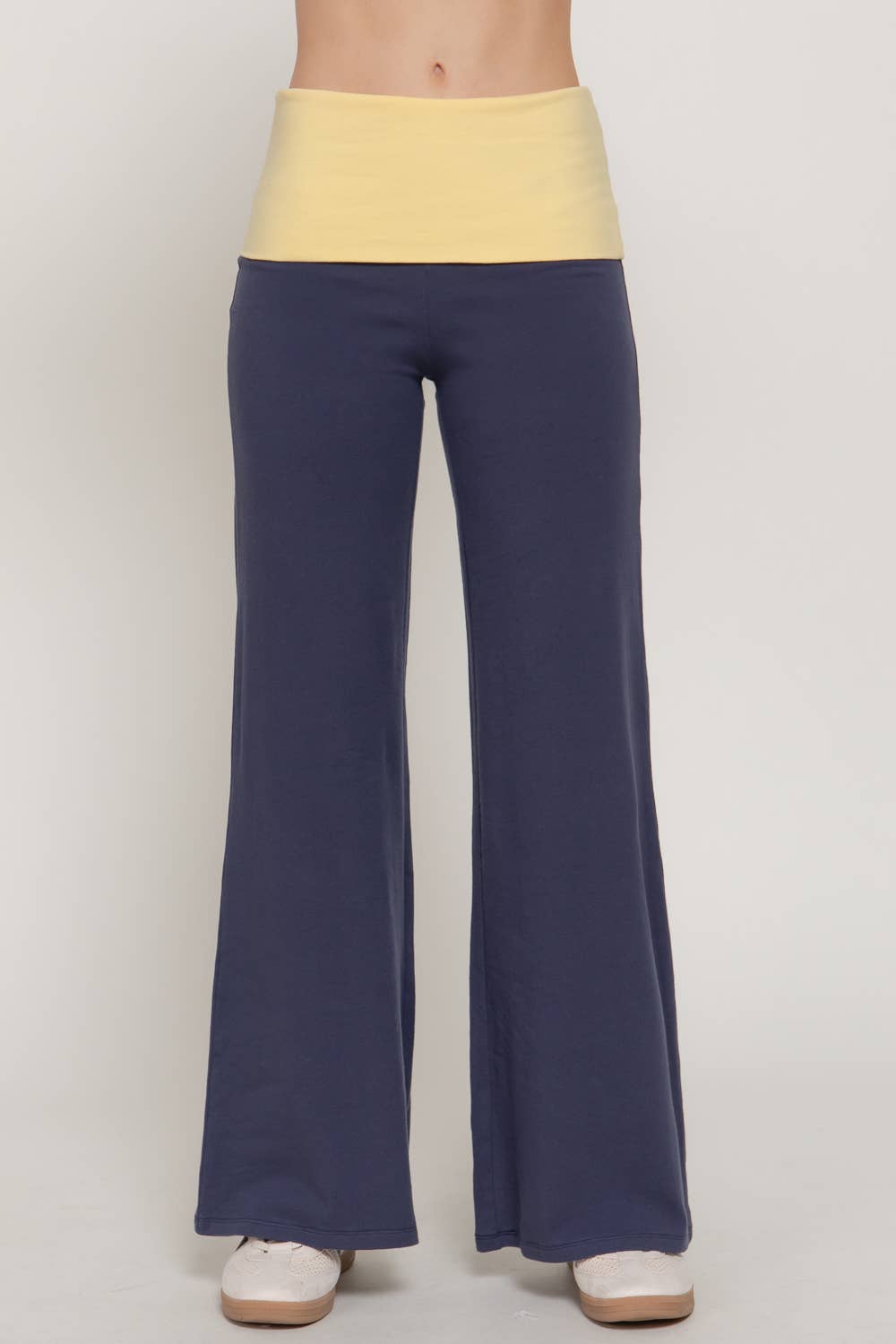 Contrasting Color Folded Waist Yoga Pants