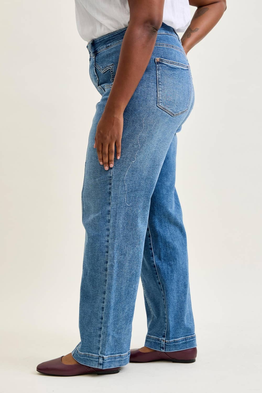 HW Star & Front Seam Detail Wide - PLUS