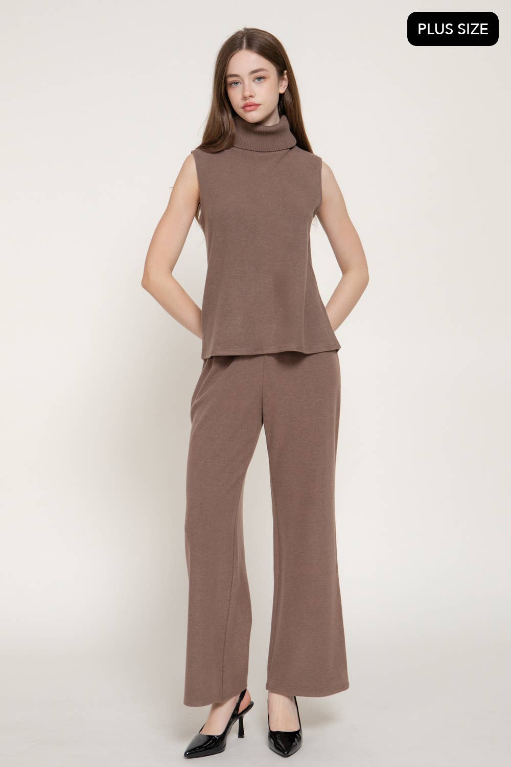 [PLUS SIZE] Sleeveless Turtle Neck Soft Knit Top