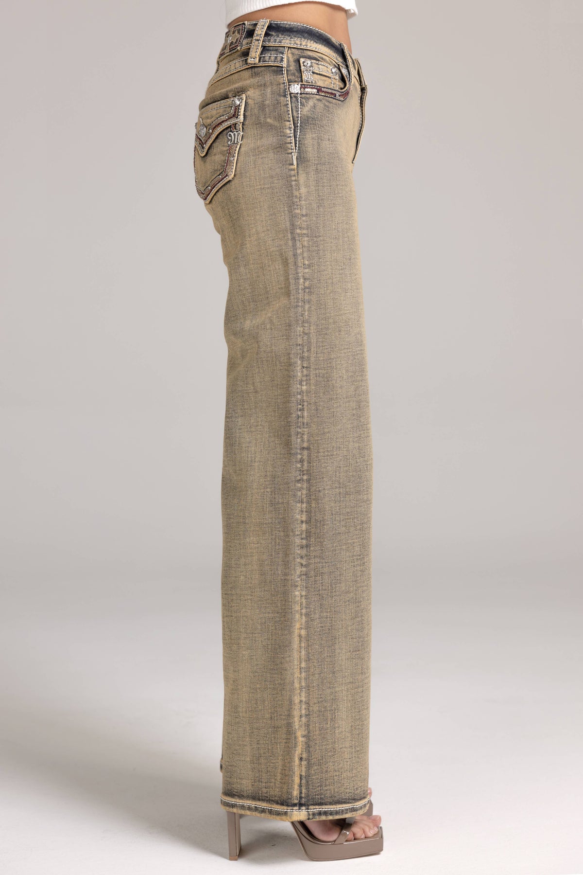 HIGH RISE WIDE JEANS