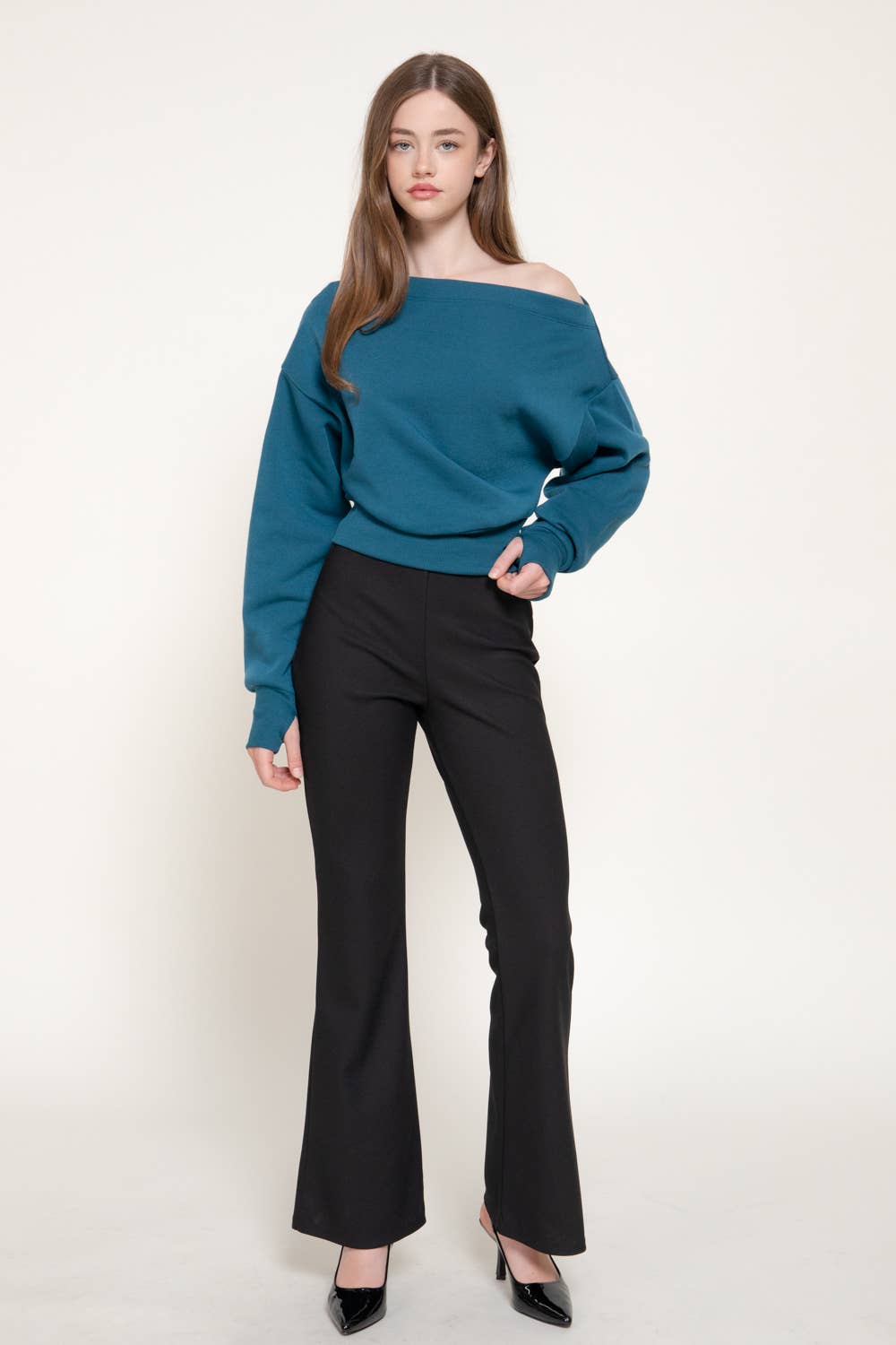 Long Sleeve Off The Shoulder Thumb Hole Inner Fleece Top
