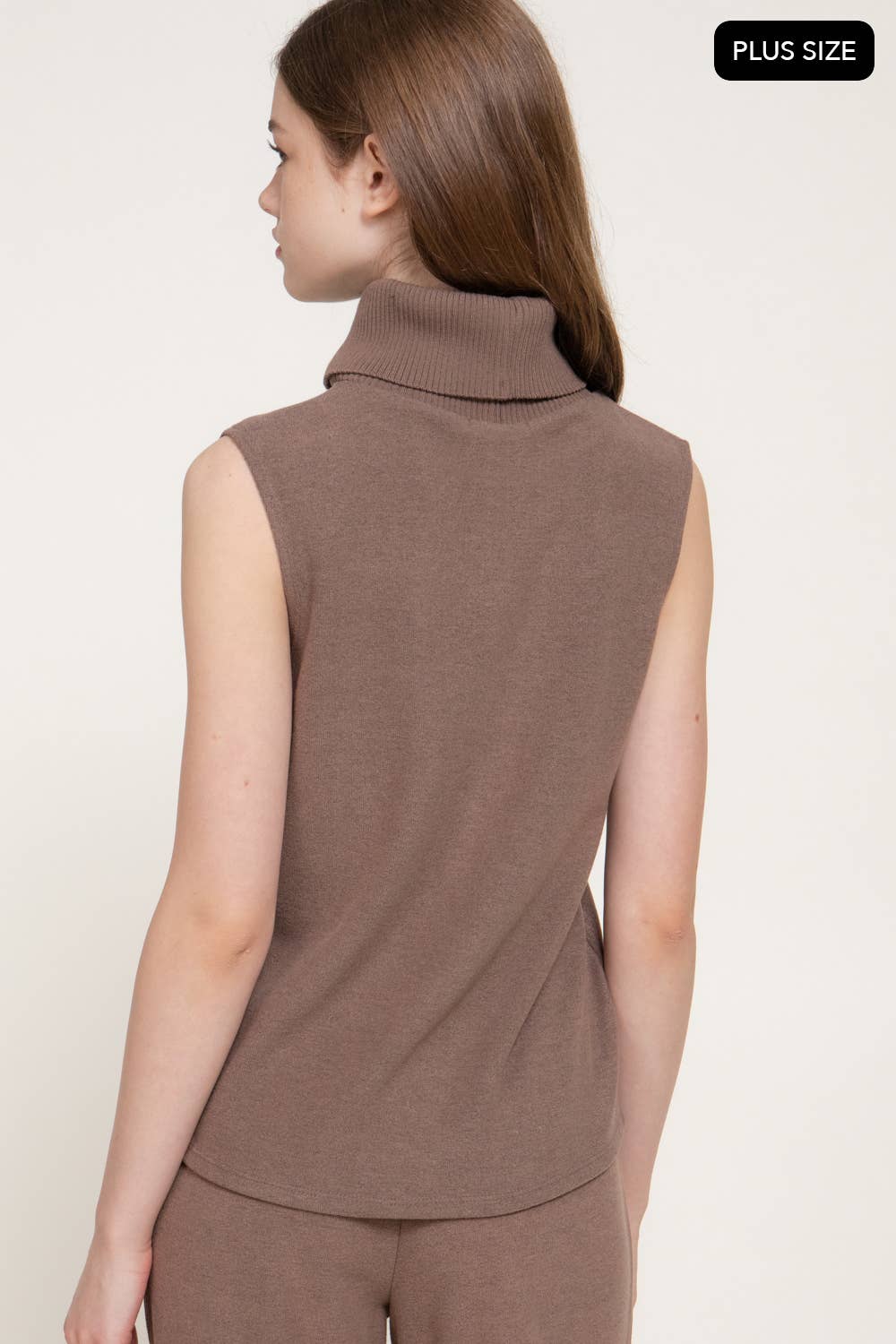 [PLUS SIZE] Sleeveless Turtle Neck Soft Knit Top